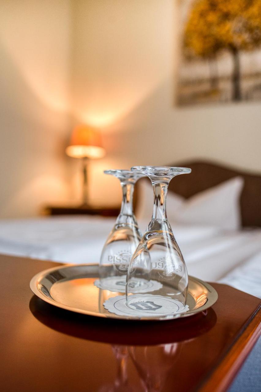 Hotel-Restaurant Central Am Koenigshof 비엔하임 외부 사진
